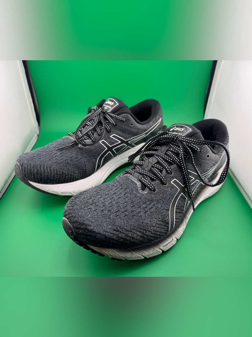 Women’s Asics GT-2000 10 Running Shoes | Size 9.5